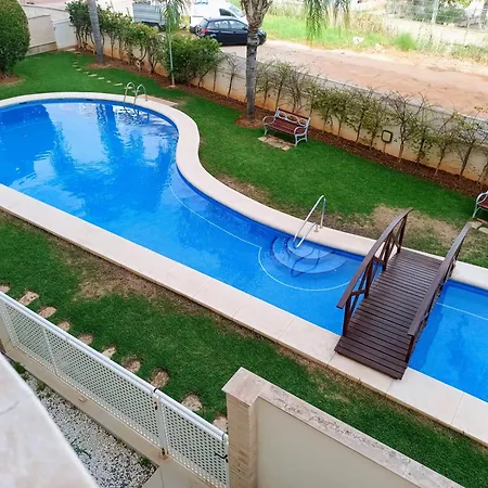 Denia, Urbano Junto Al Mar * Дения