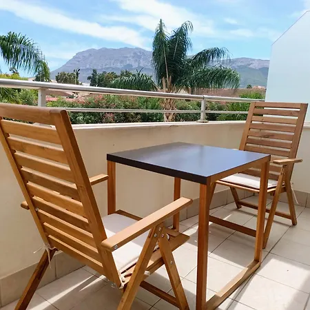 Denia, Urbano Junto Al Mar *