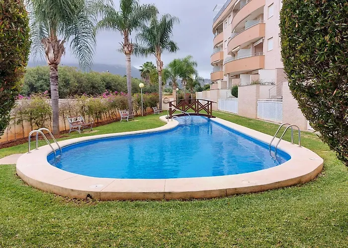 Denia, Urbano Junto Al Mar デニア