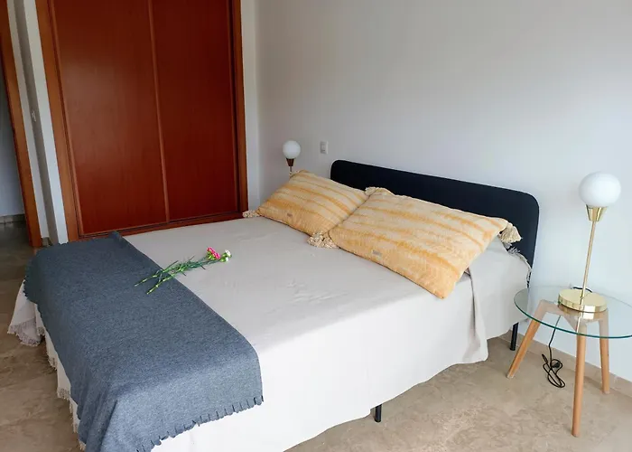 Denia, Urbano Junto Al Mar Dénia